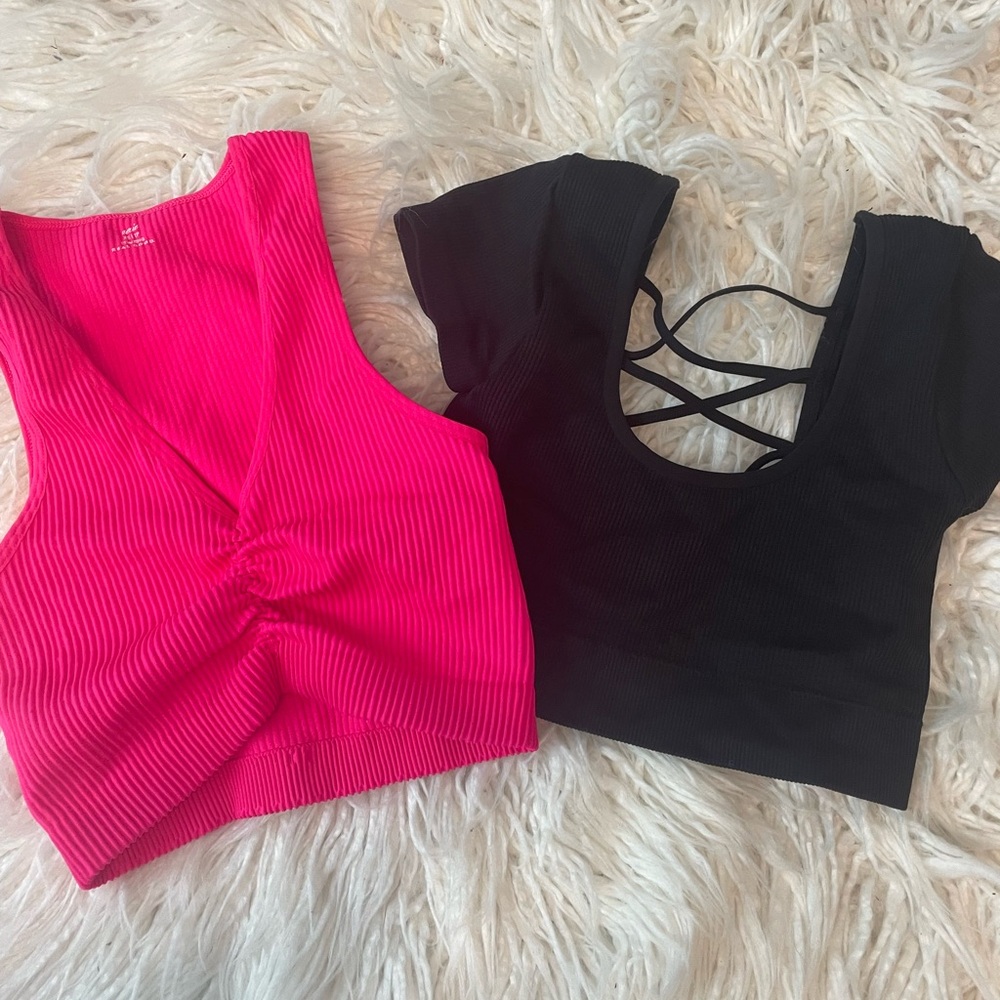 💞 Aerie BUNDLE 💞 Pink and Black Ribbed Crop Tops Size XS